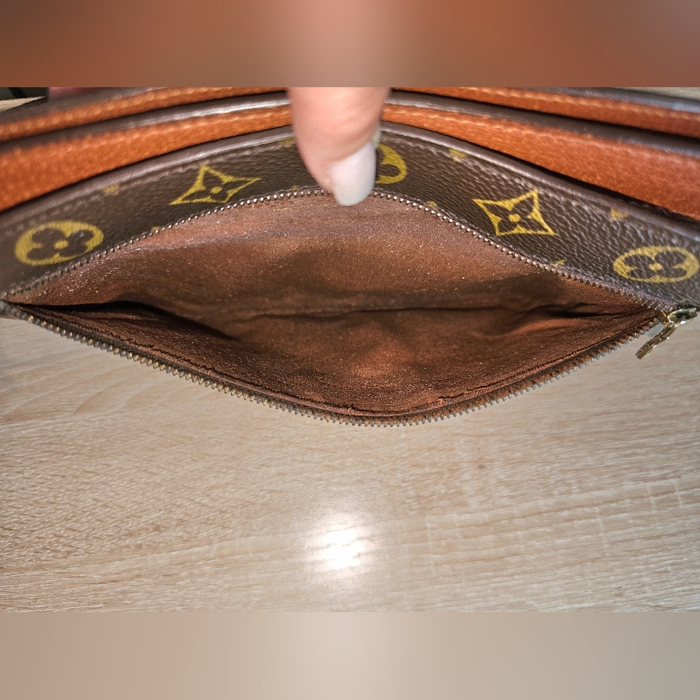 Authentic LOUIS VUITTON Monogram Enghien Shoulder Crossbody Bag - Picture 11 of 16